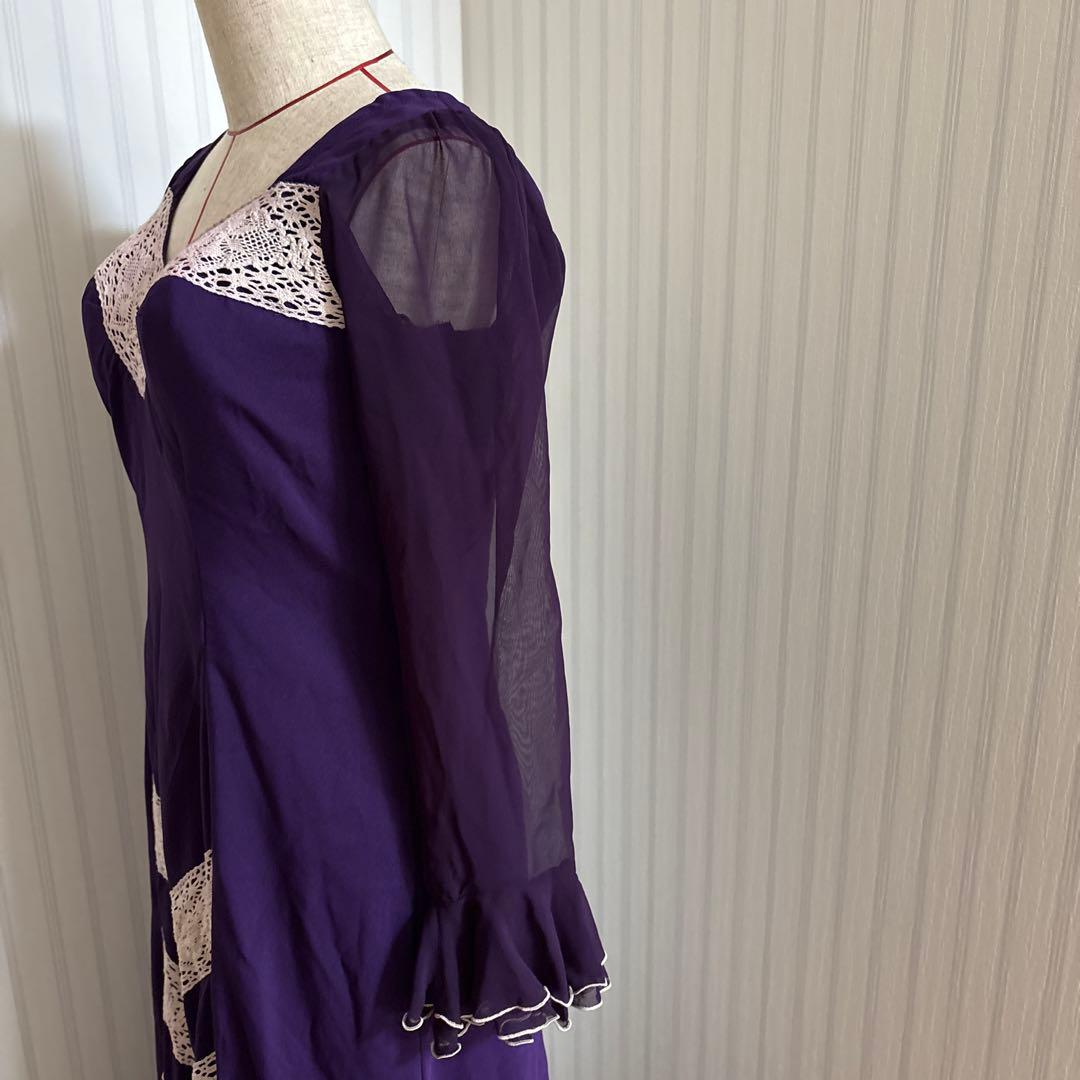 フラメンコ衣装　ドレス　レース装飾付き