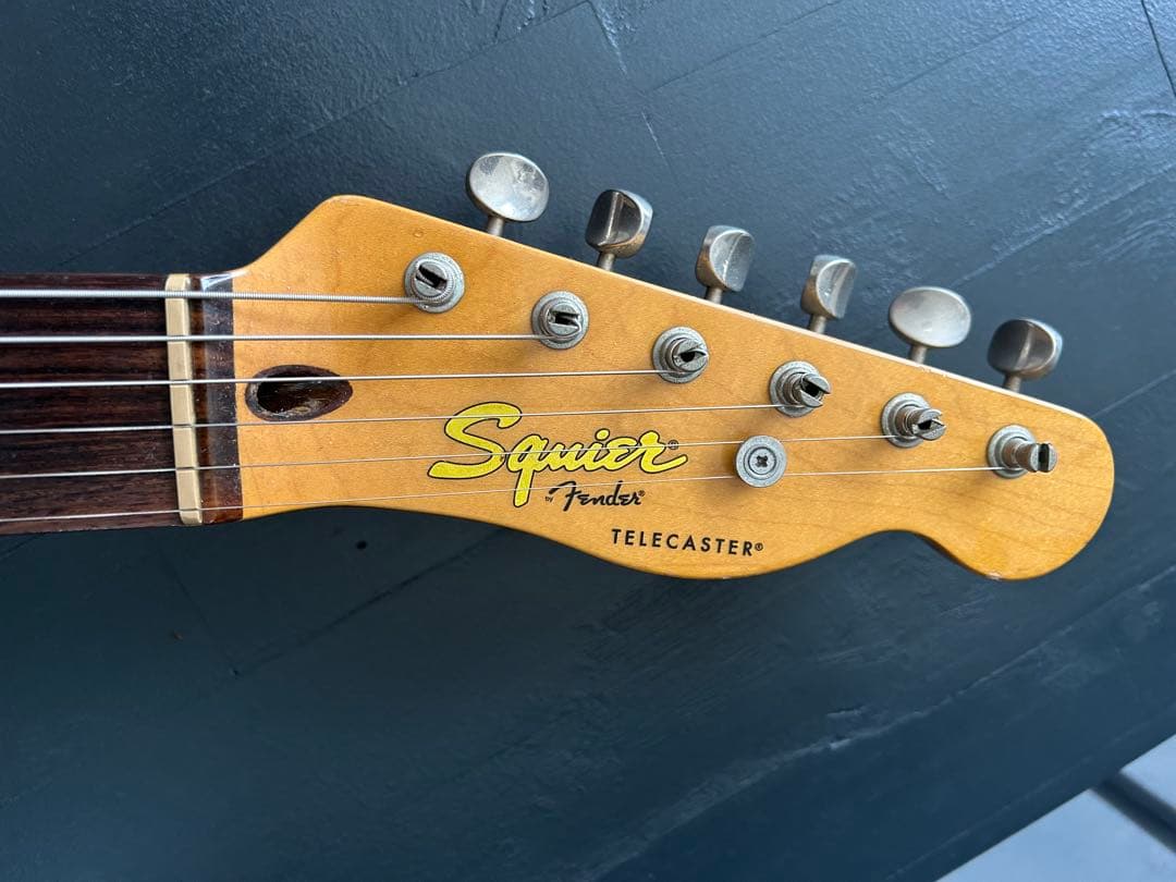 ギター Squier FSR Tele Thinline