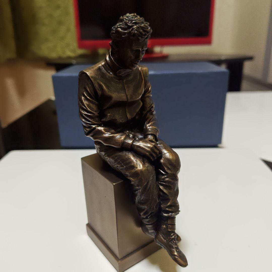 アイルトン・セナ　イモラモニュメントフィギュア