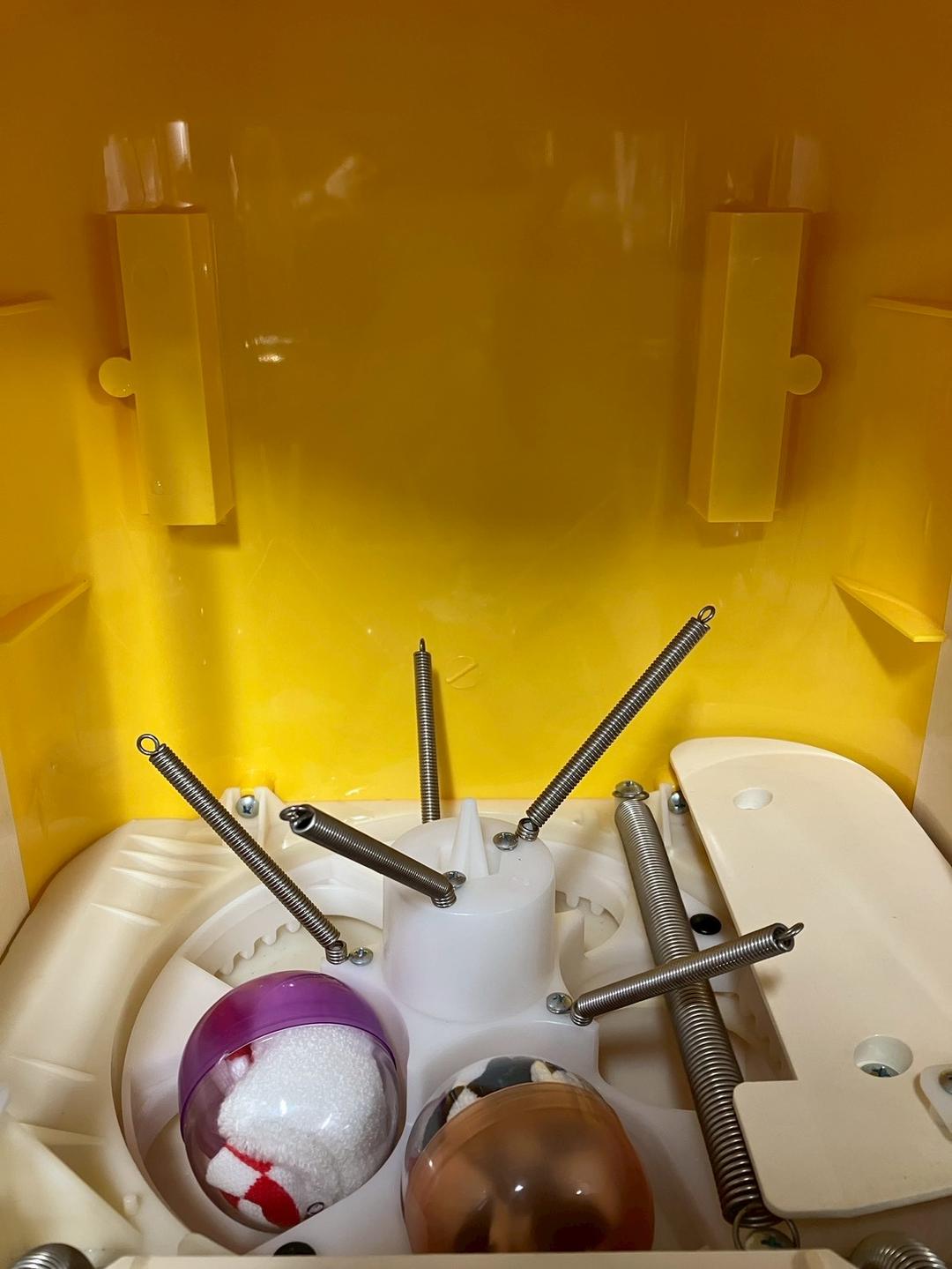 特価品SHO-41B【ユージン】スリムボーイハーフサイズ 中古ガチャガチャ本体