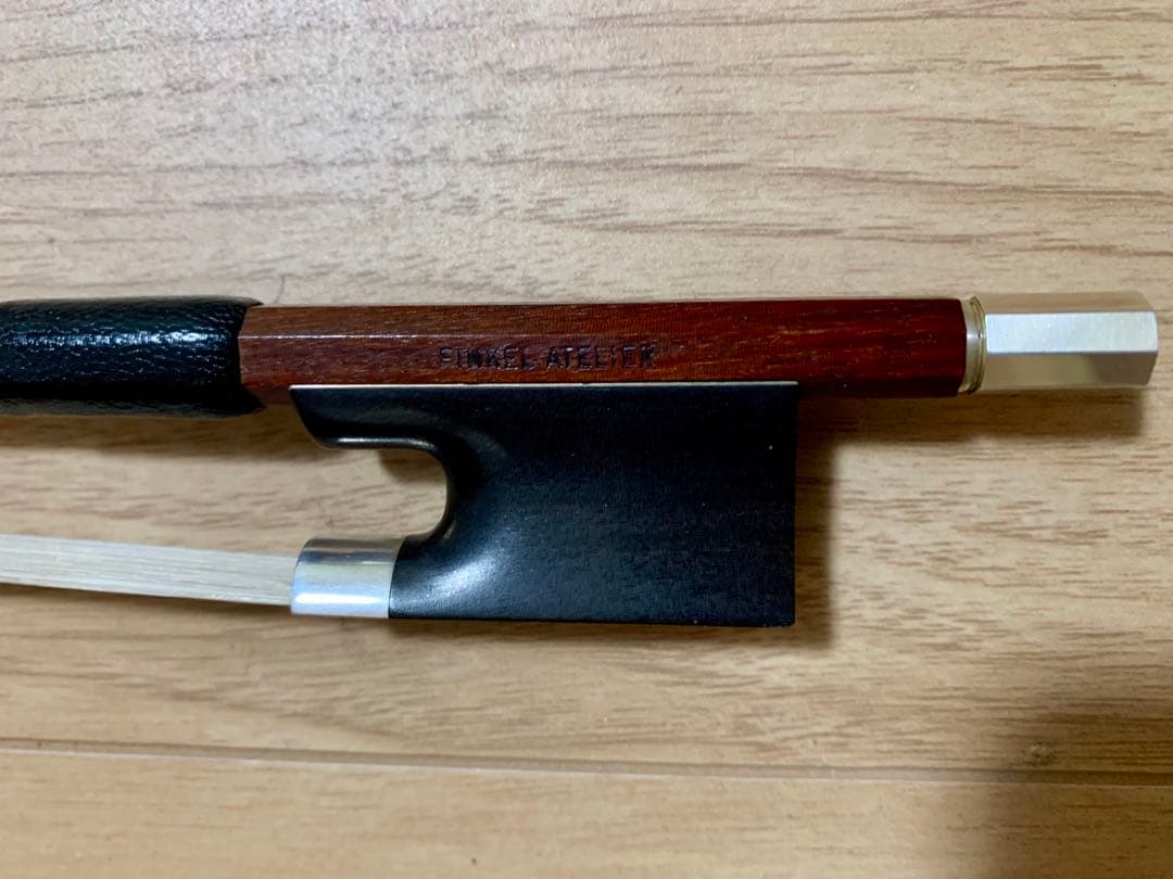 スイス製　4/4 バイオリン弓　Finkel Atelier