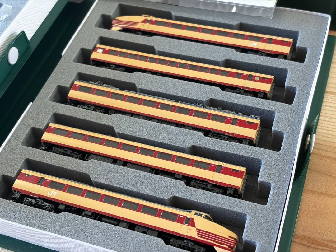 KATO 489系 急行能登 5両基本セット 4両増結セット10-818,819