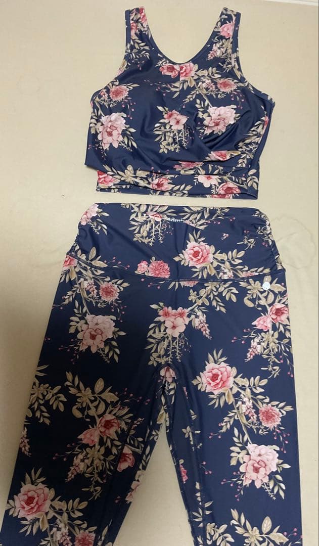 【新品未使用品】アドミラル admiral トップス&レギンス