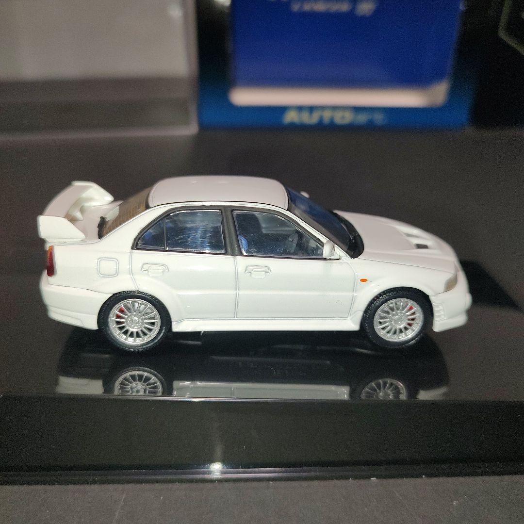 オートアート 1/43 三菱 ランサーエボリューション Ⅵ ホワイト