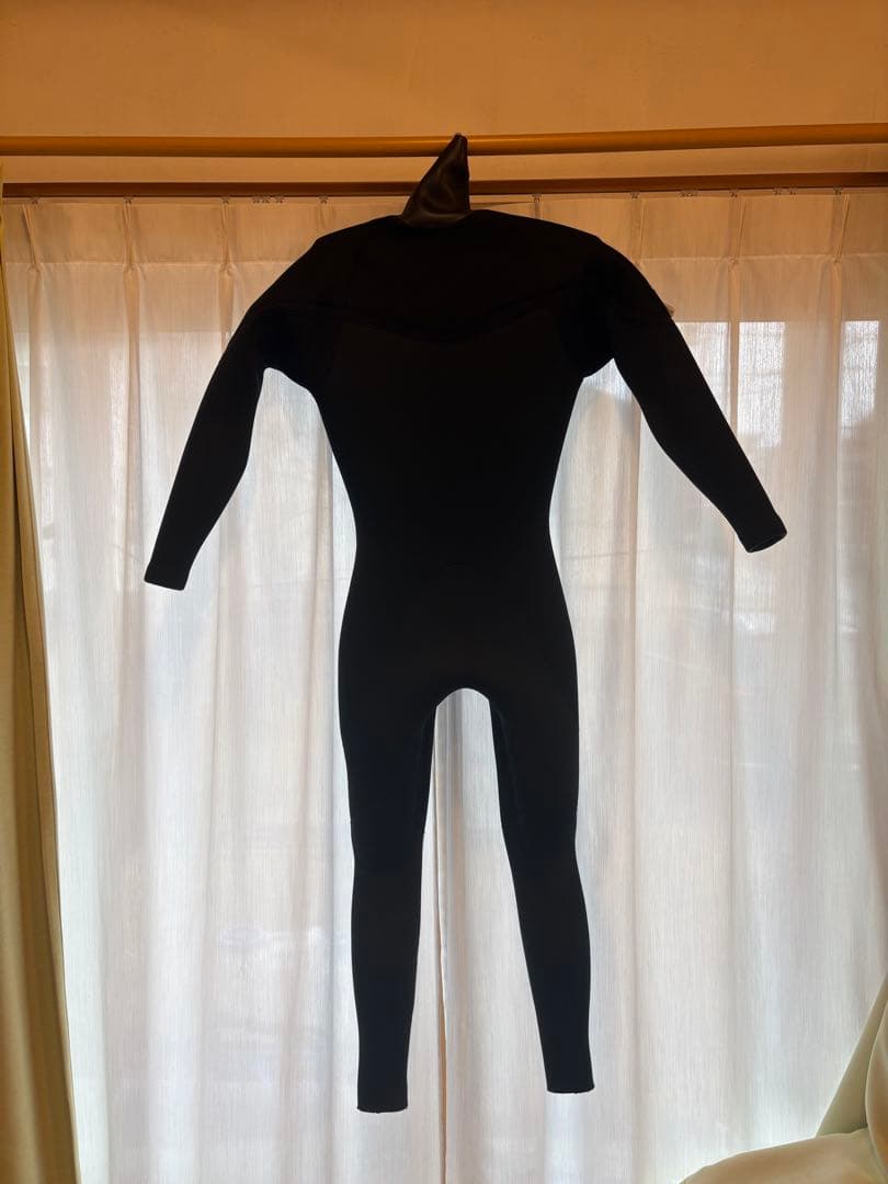 メロー ウェットスーツ　セミドライ　Lサイズ