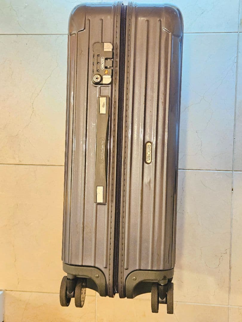 キャリーケース