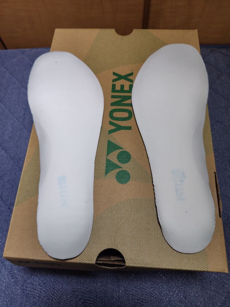 YONEX バドミントンシューズ ブラック/ターコイズ　27cm