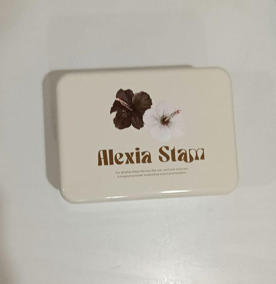 新品未開封☆Alexia Stam 表参道店舗限定　コラボクッキー缶 3