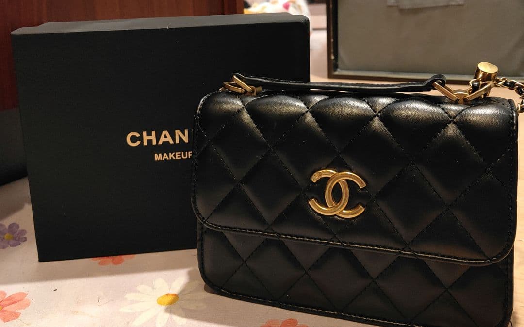 本日特別価格ノベルティCHANEL マトラッセ ブラックレザー バッグ