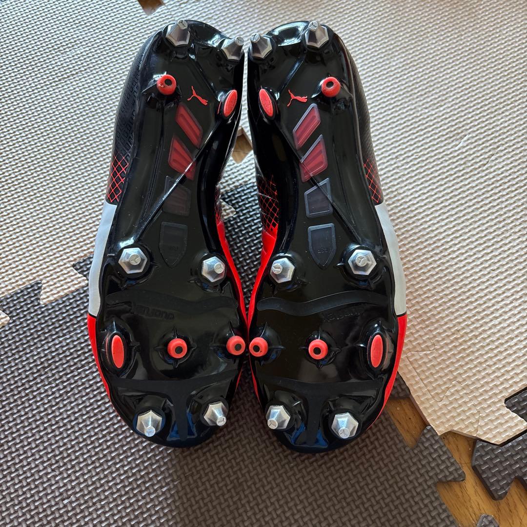 プーマサッカースパイク　エヴォパワーSG