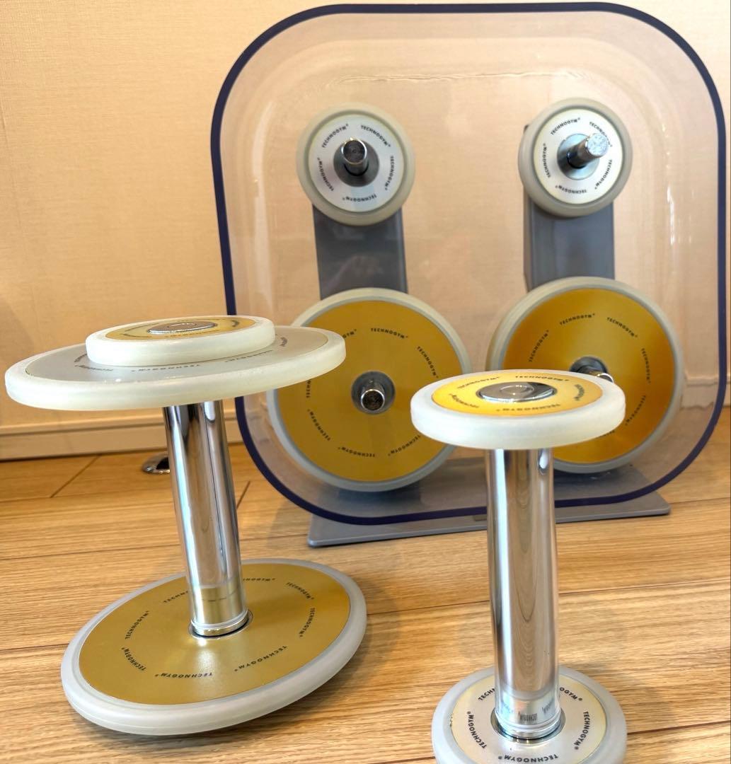 Technogym Wellness Rack 貴重 ダンベル 可変式 完売品