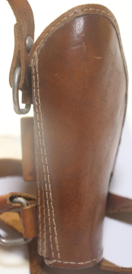 超貴重　旧陸軍　９４式自動拳銃用革製レプリカホルスター　　中古品