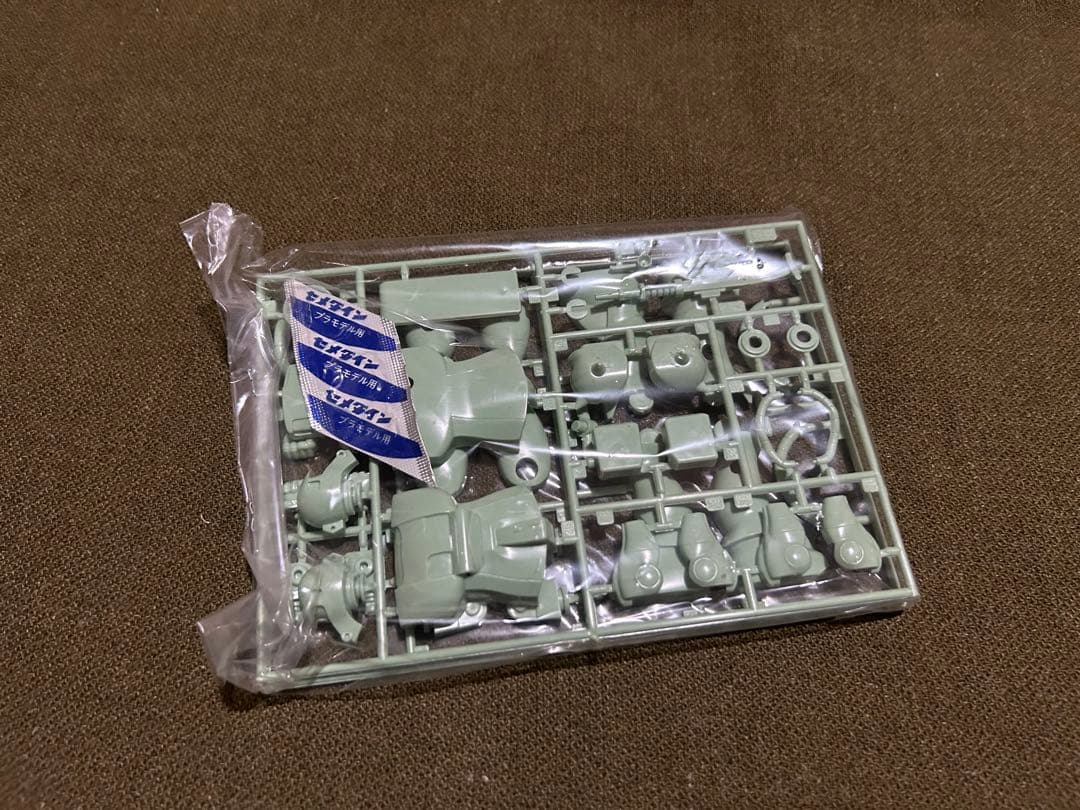 【1/144】バンダイ 量産型ザク 【説明書2枚】未使用品 旧キット 当時物