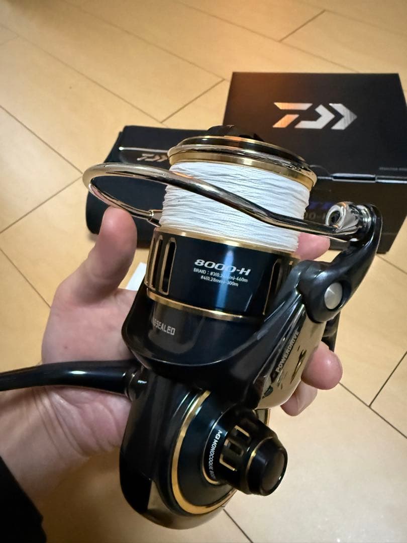 【美品】DAIWA 25ソルティガ 8000H