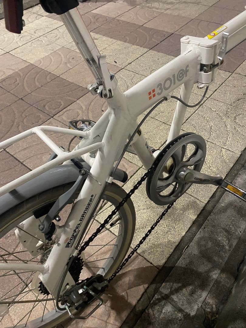 ドッペルギャンガー　20インチ 6段変速折り畳み自転車　301@F ホワイト