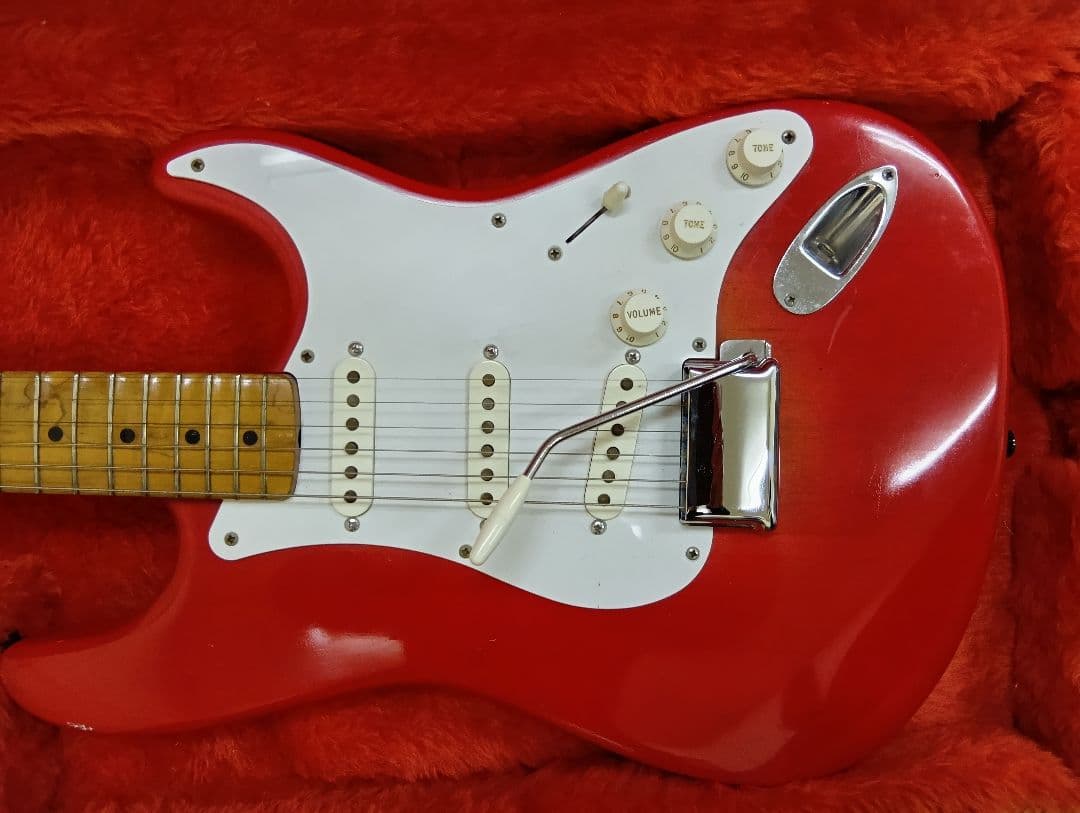 ギター Fender Stratcaster 57 vintage Series