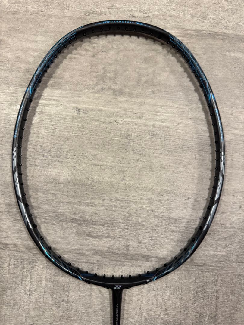 YONEX VOLTRIC Z-FORCE Ⅱ 4UG5