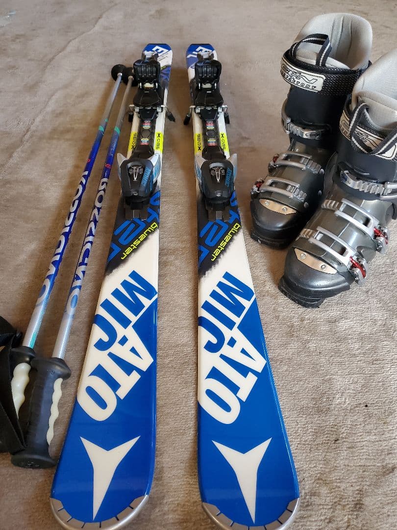 【美品】ATOMICミドルカービングスキー☆ブーツ25cm☆ロシニョールストック