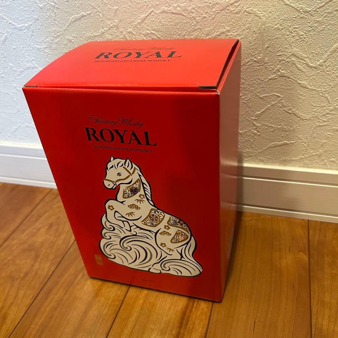 【限定品】サントリー ウイスキー ローヤル〈 午歳 〉ボトル 2026年 馬年
