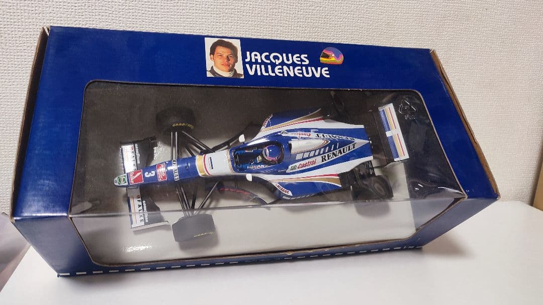 1/18 ウイリアムズルノー FW18/19 LAUNCH ジャック・ビルヌーブ
