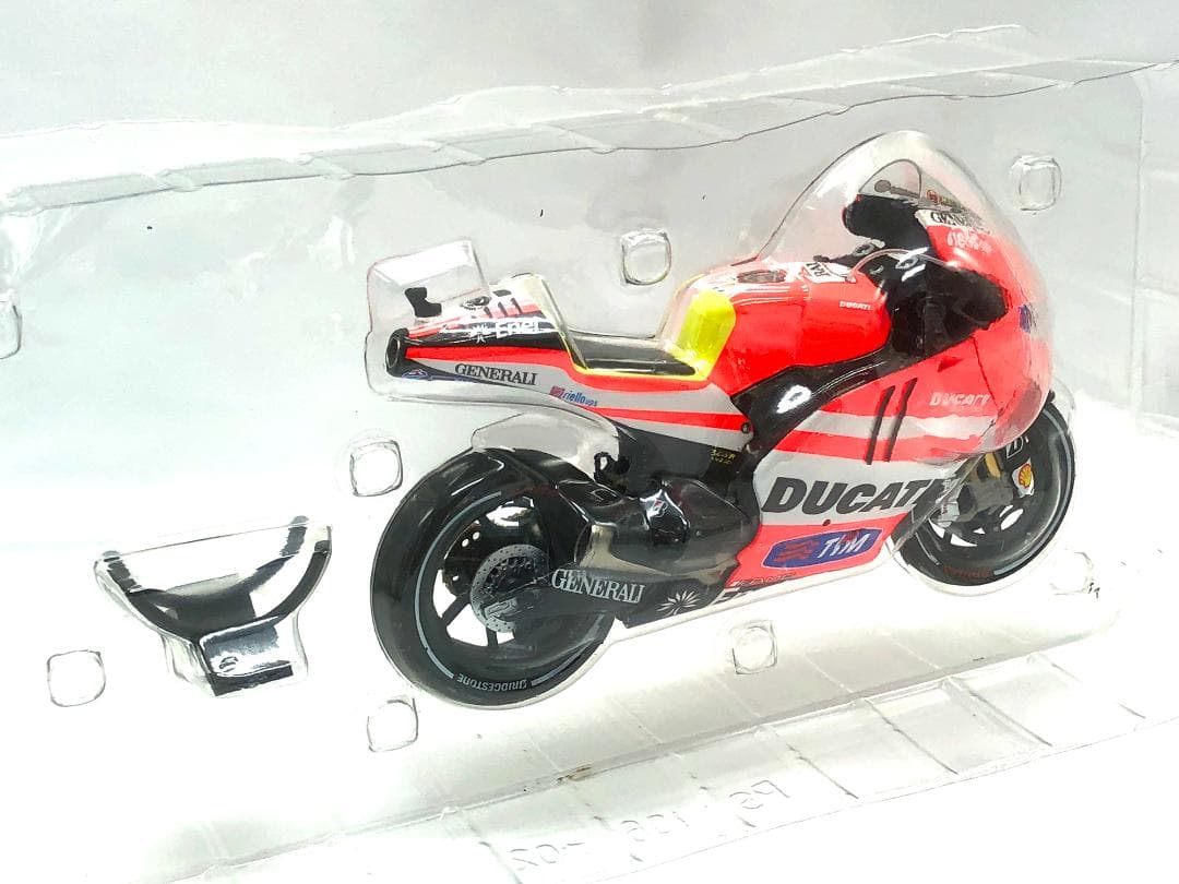 1/12 ドゥカティ GP11.1 #46 モトGP 2011 V.ロッシ