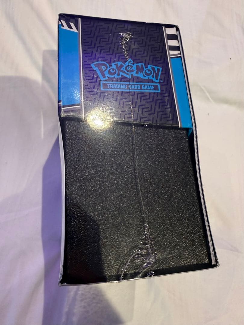 海外ポケモンセンター限定 エリートトレーナーボックス ブラックボルト ゼクロム