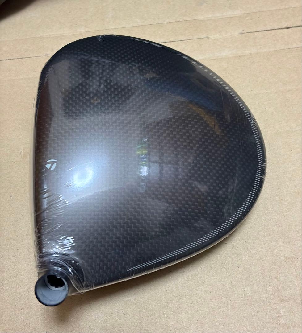 新品未使用 テーラーメイド最新ドライバー Qi4D MAX 10.5° ヘッド