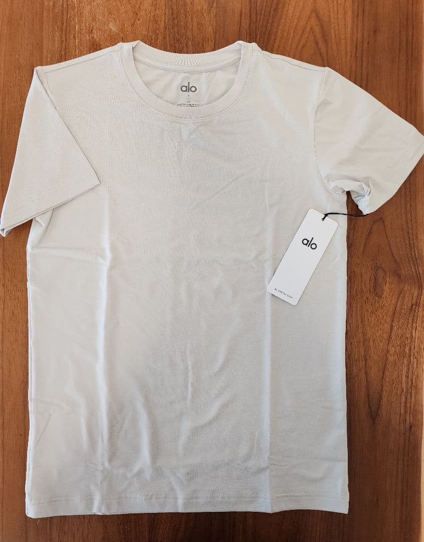 ALO Yoga メンズ ショートスリーブ Tシャツ 正規品 未着用