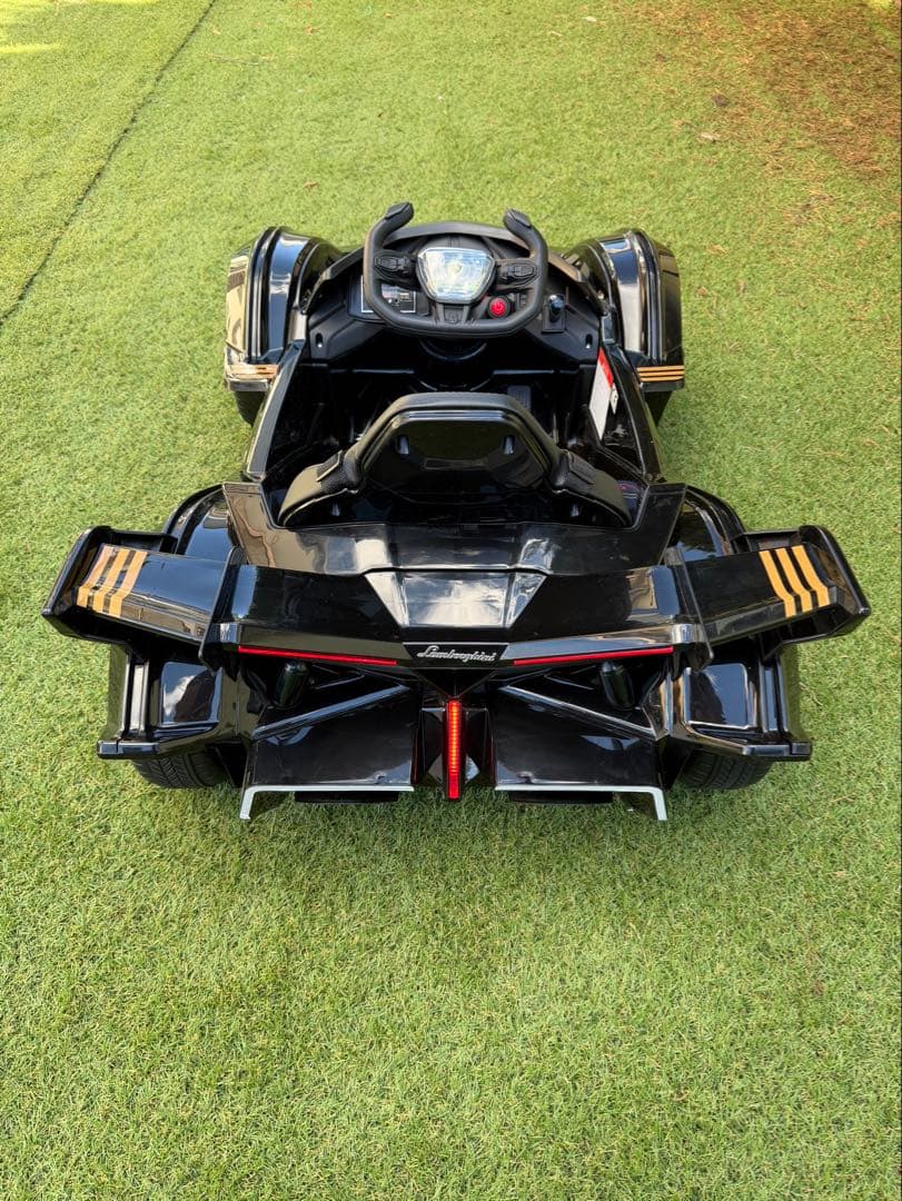 130Z　Lamborghini ブラック ラジコンカー