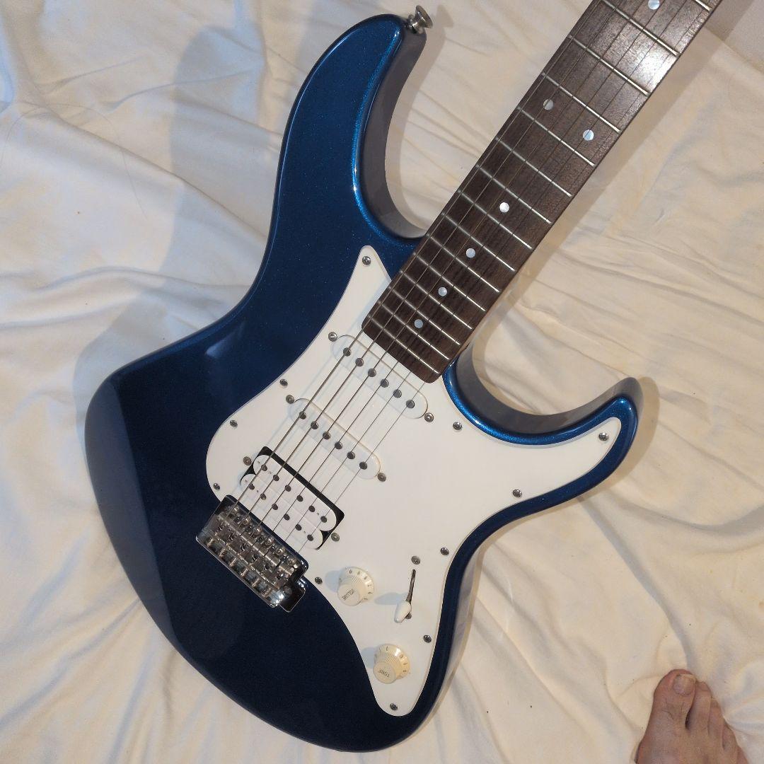 Yamaha Pacifica エレキギター 青