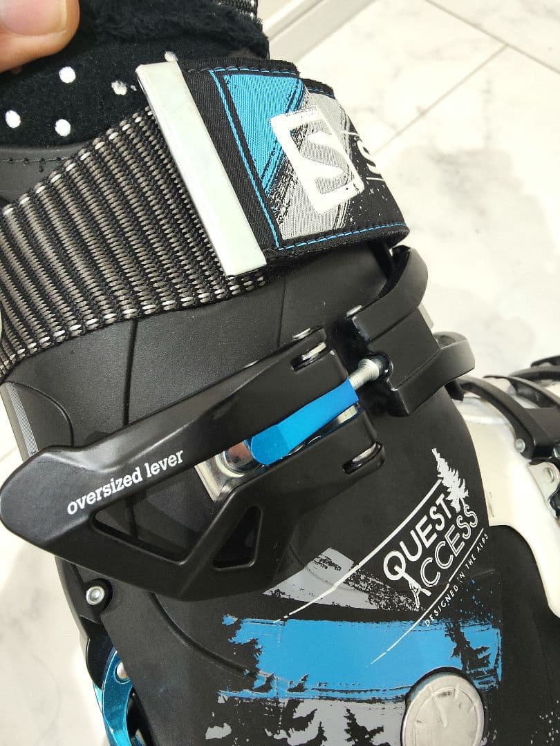 SALOMON QUEST ACCESS CRUISE スキーブーツ　良品☆