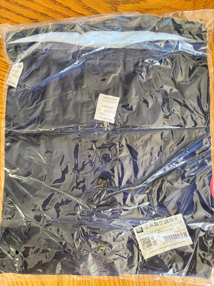 ヒゲダンHigedan グッズネイビー ボタン付きシャツ Mサイズ