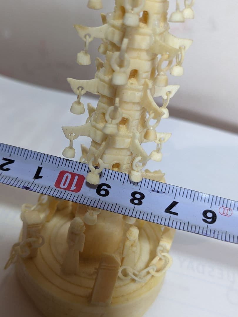 ♦中国伝統工芸美術？骨？鹿角 仏塔 極細密 6列自在 六重の塔 置物飾り 骨董品