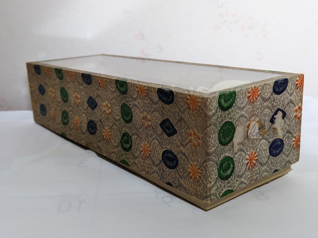 ♦中国伝統工芸美術？骨？鹿角 仏塔 極細密 6列自在 六重の塔 置物飾り 骨董品