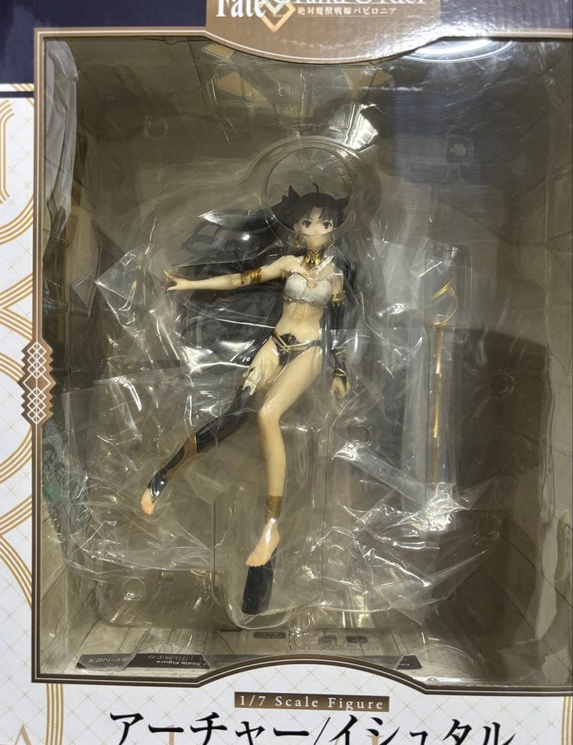 アーチャー/イシュタル 1/7スケールフィギュア