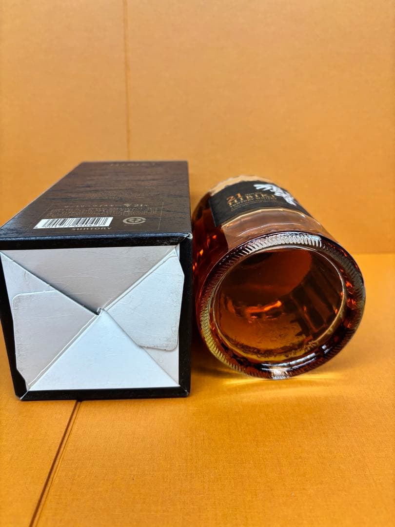 サントリー ウイスキー 響 21年 700ml 43度 箱 新品未開栓