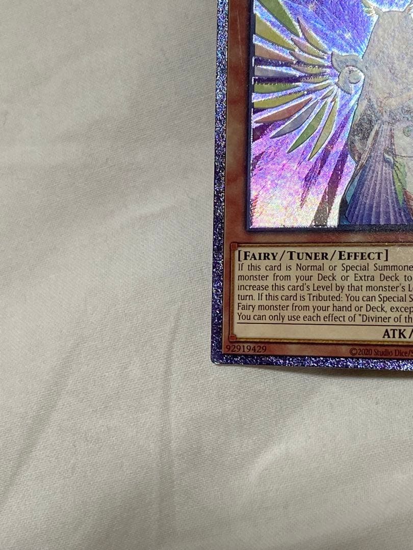 遊戯王　宣告者の神巫　英語　レリーフ　OP25 超深彫個体