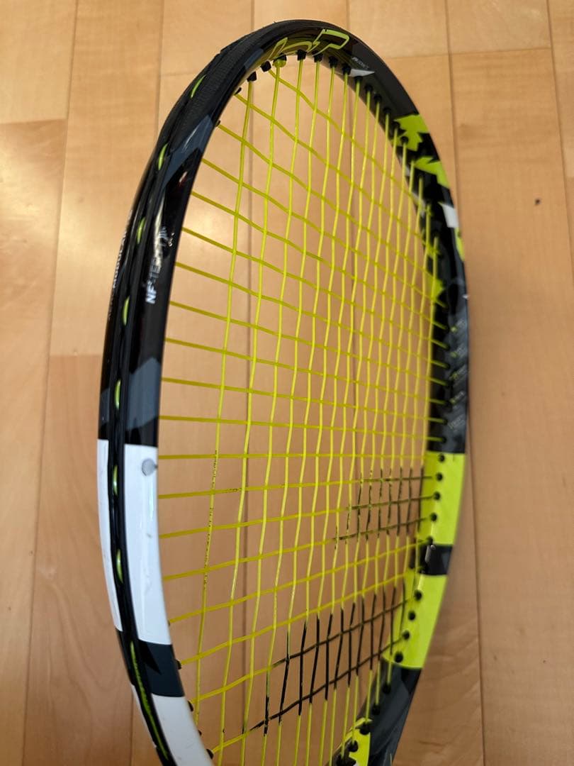 Babolatピュアアエロ　300g G2