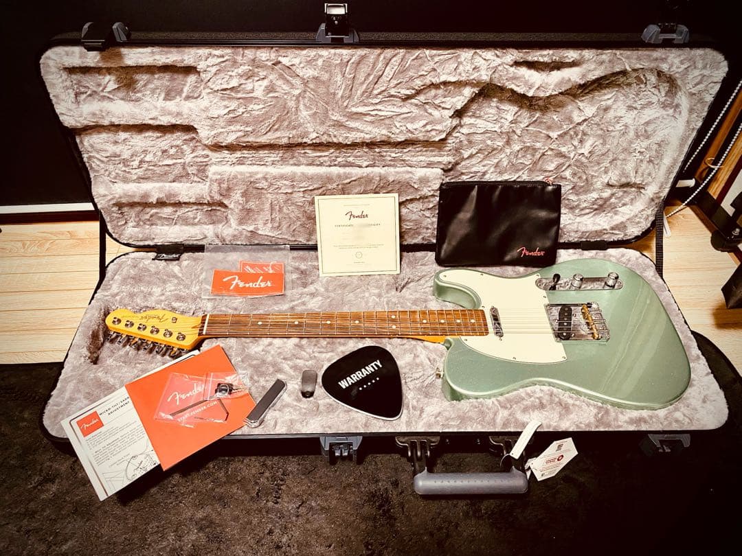 Fenderアメプロ II Telecaster ロック式ペグ