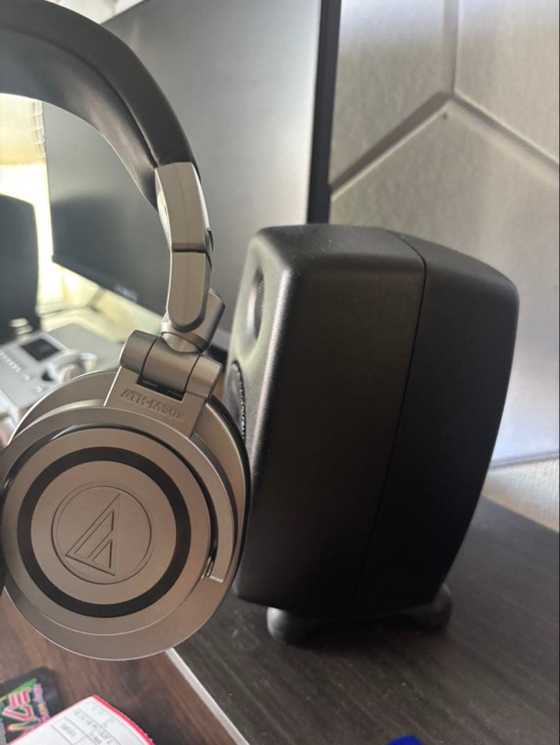 GENELEC 8010A スタジオモニター ペア（2台）