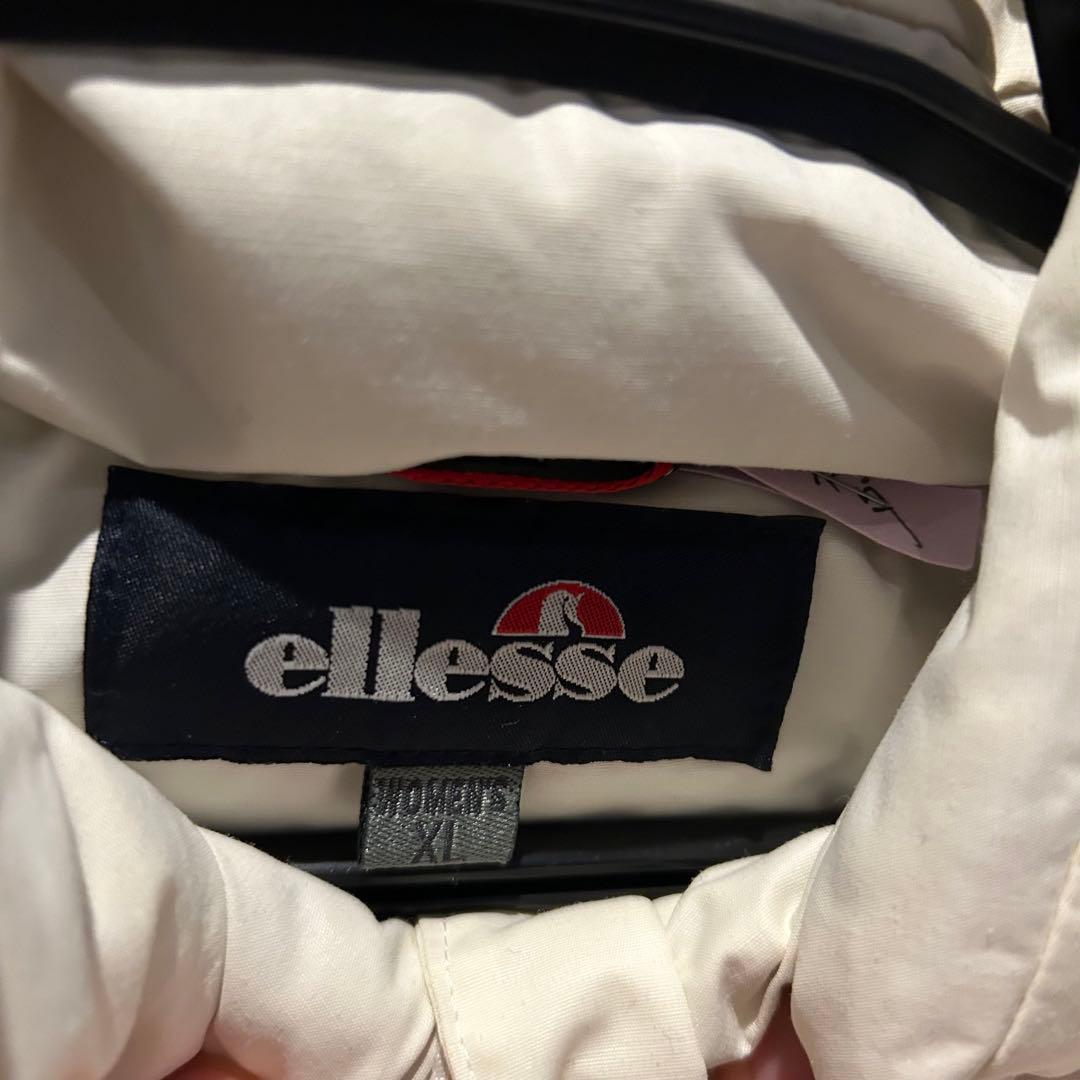 【美品】ellesse ファー付きスキーウェア 上ホワイト 下黒 XLサイズ