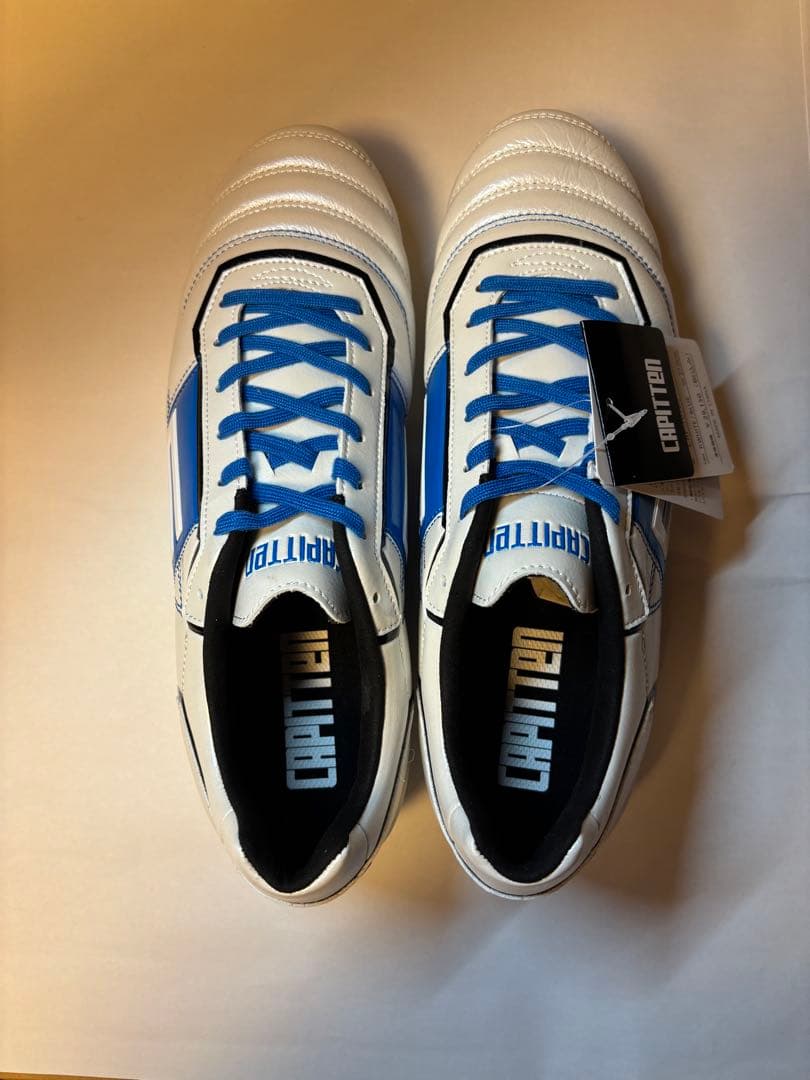 CAPITTEN ONEサッカーシューズ ホワイト/ブルー