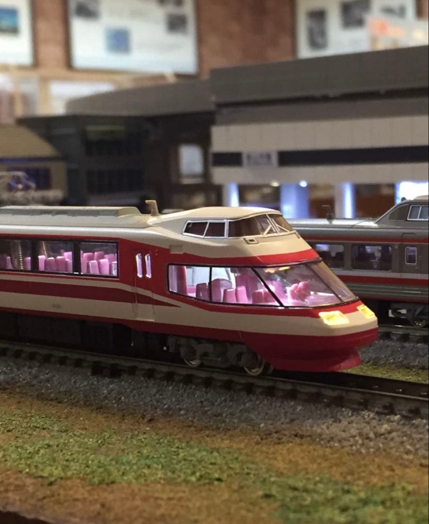 ⭐︎価格交渉歓迎⭐︎TOMIX Nゲージ　小田急ロマンスカーHiSE 車内灯有