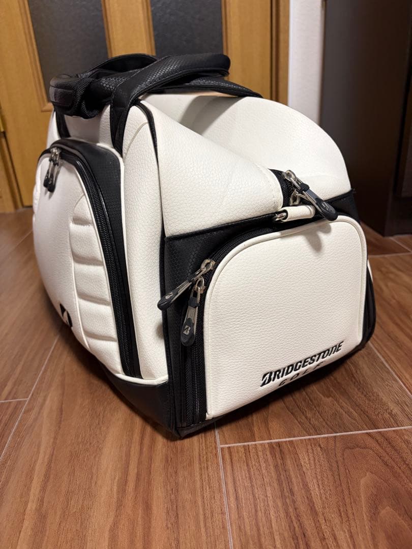 ブリヂストン　ゴルフボストンバック