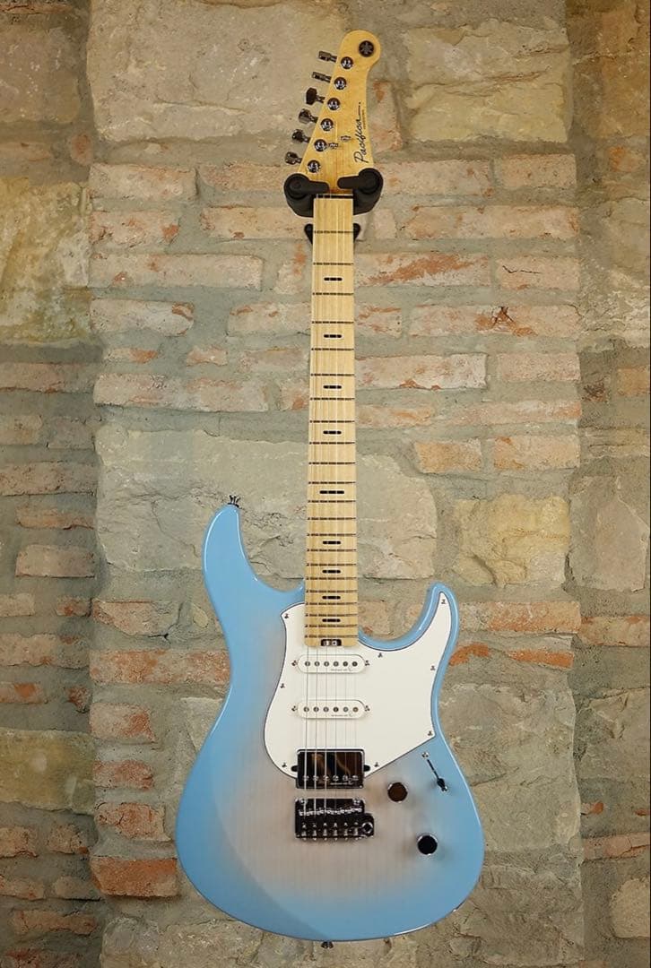 Yamaha Pacifica Professional BBB 新品同様