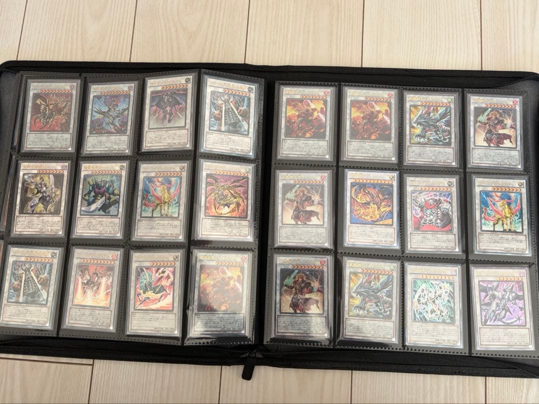2000枚超！遊戯王カード　引退品　レリーフ多数