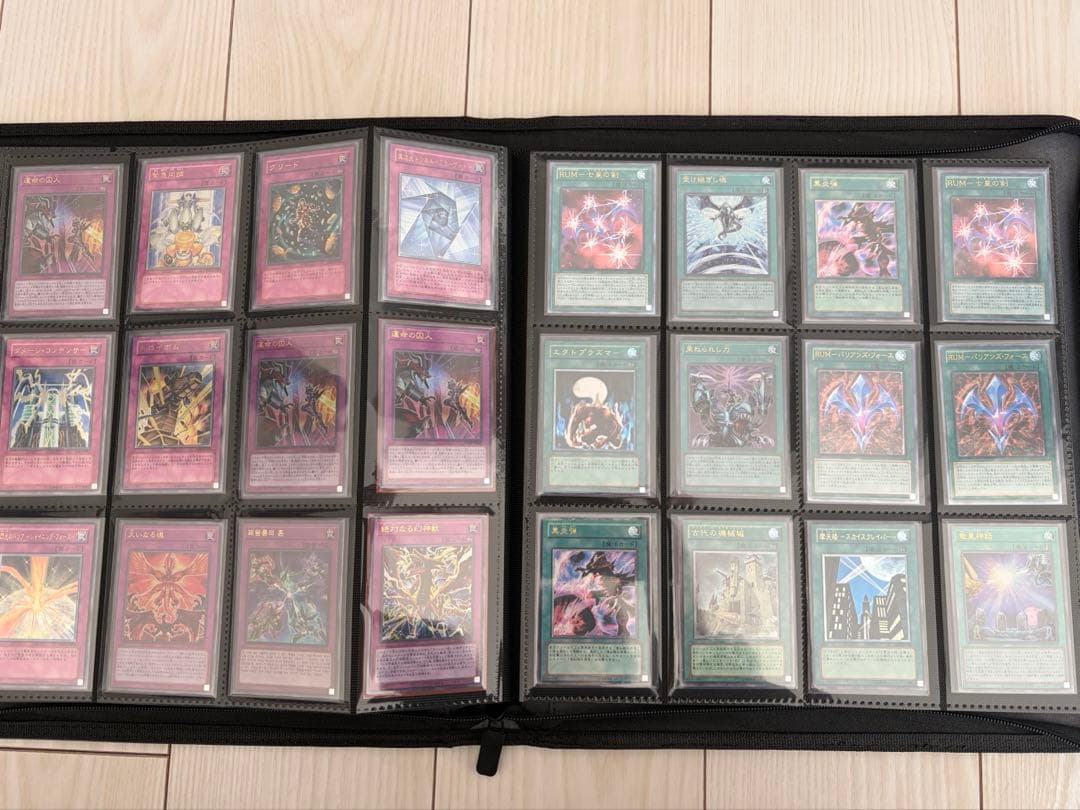 2000枚超！遊戯王カード　引退品　レリーフ多数