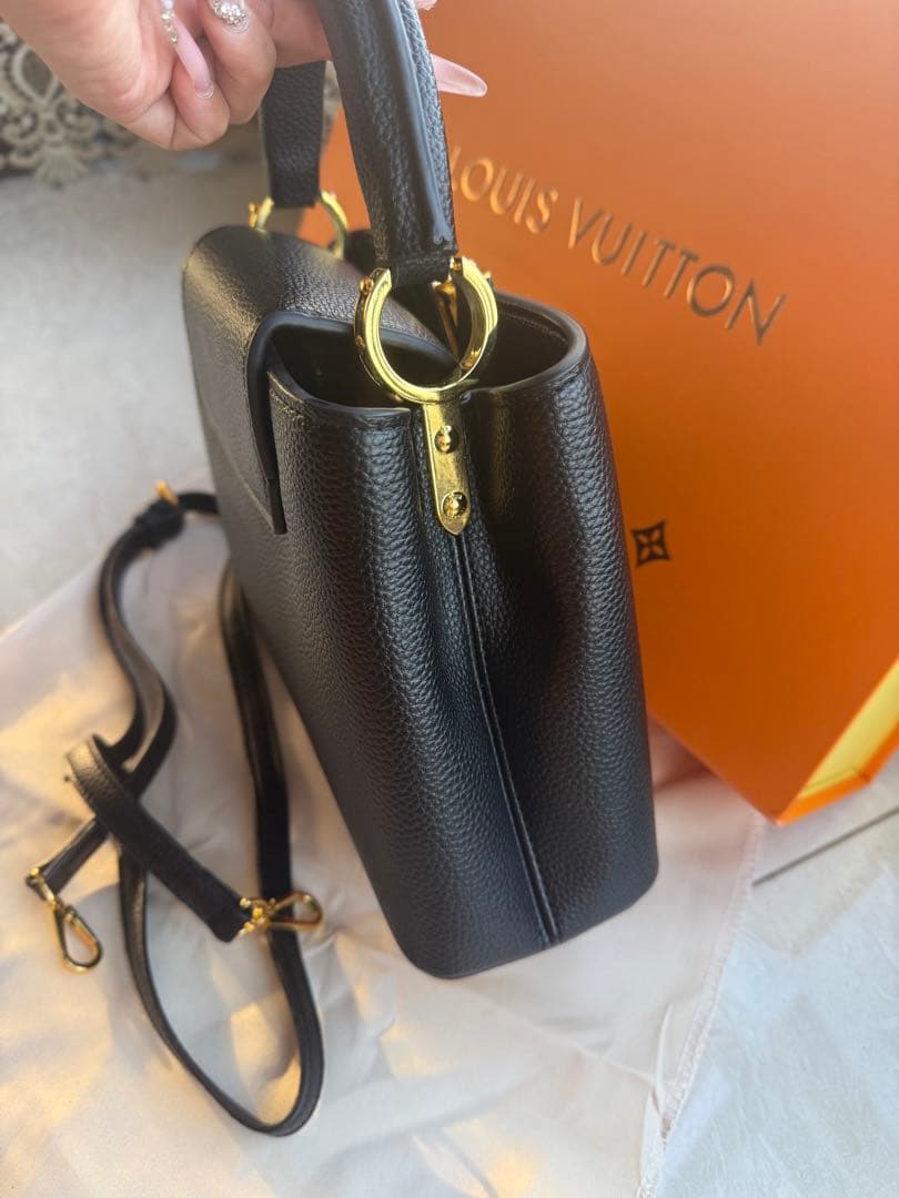 ☆週末限定価格☆ ブラックショルダーバッグ