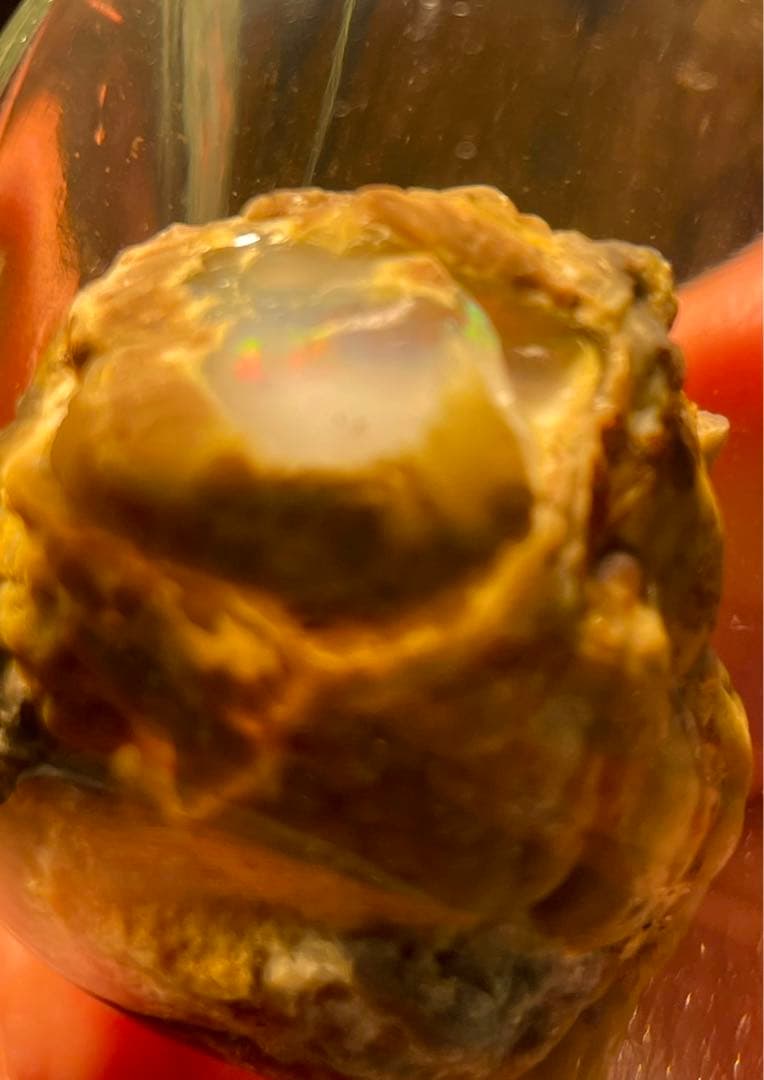 宝坂オパール　遊色セミブラックノジュール　原石　国産鉱物