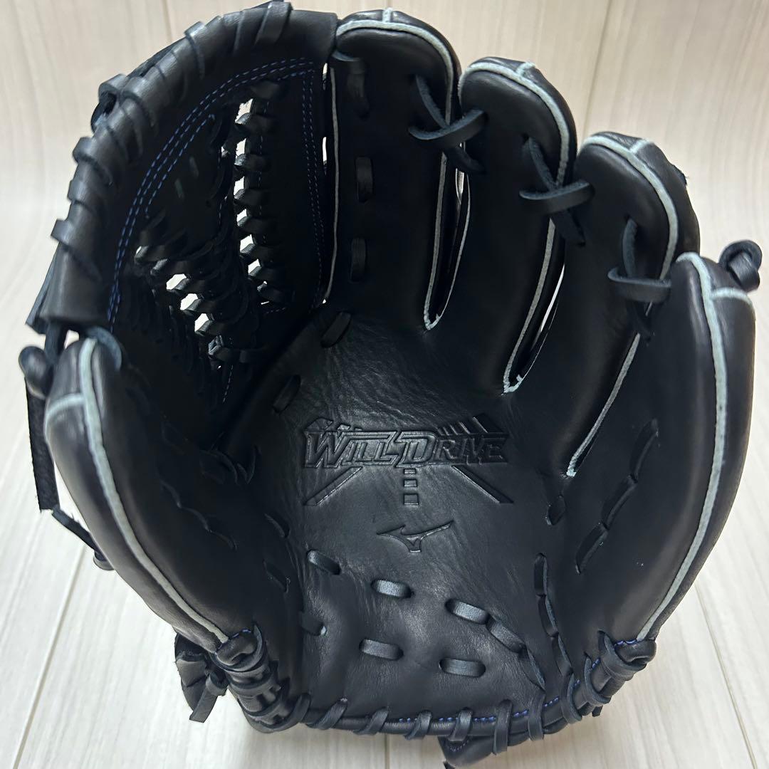ミズノ　一般軟式用ウィルドライブ ブルー　オールラウンド用　右投げ　新品